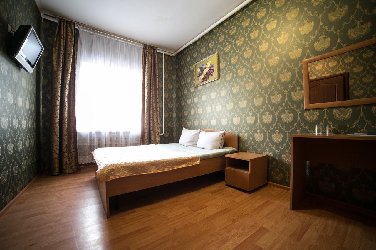 Staryi Dvorik Hotel Obushkovo Esterno foto